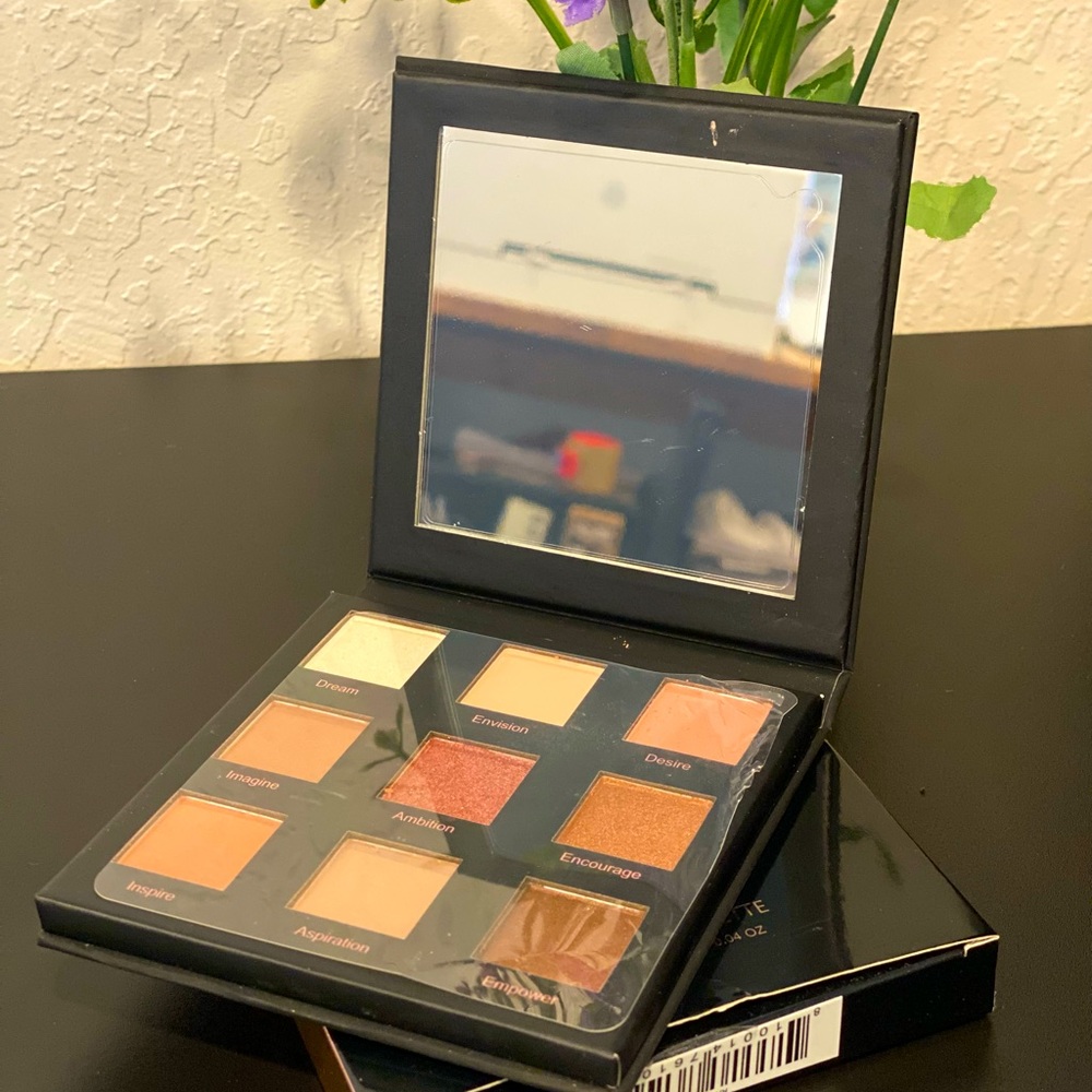 Realher Makeup Palette